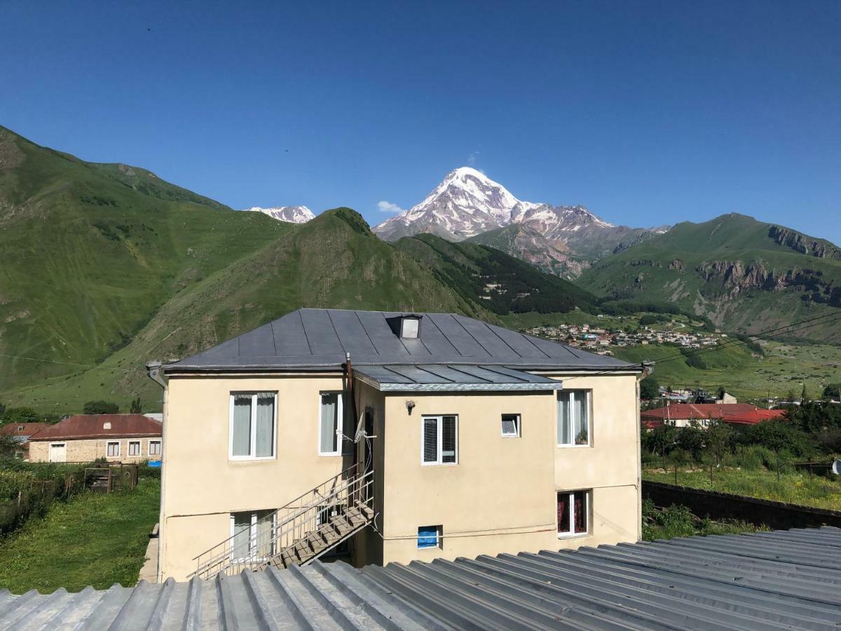 Lia Khaikashvili Guest House Kazbegi Eksteriør bilde