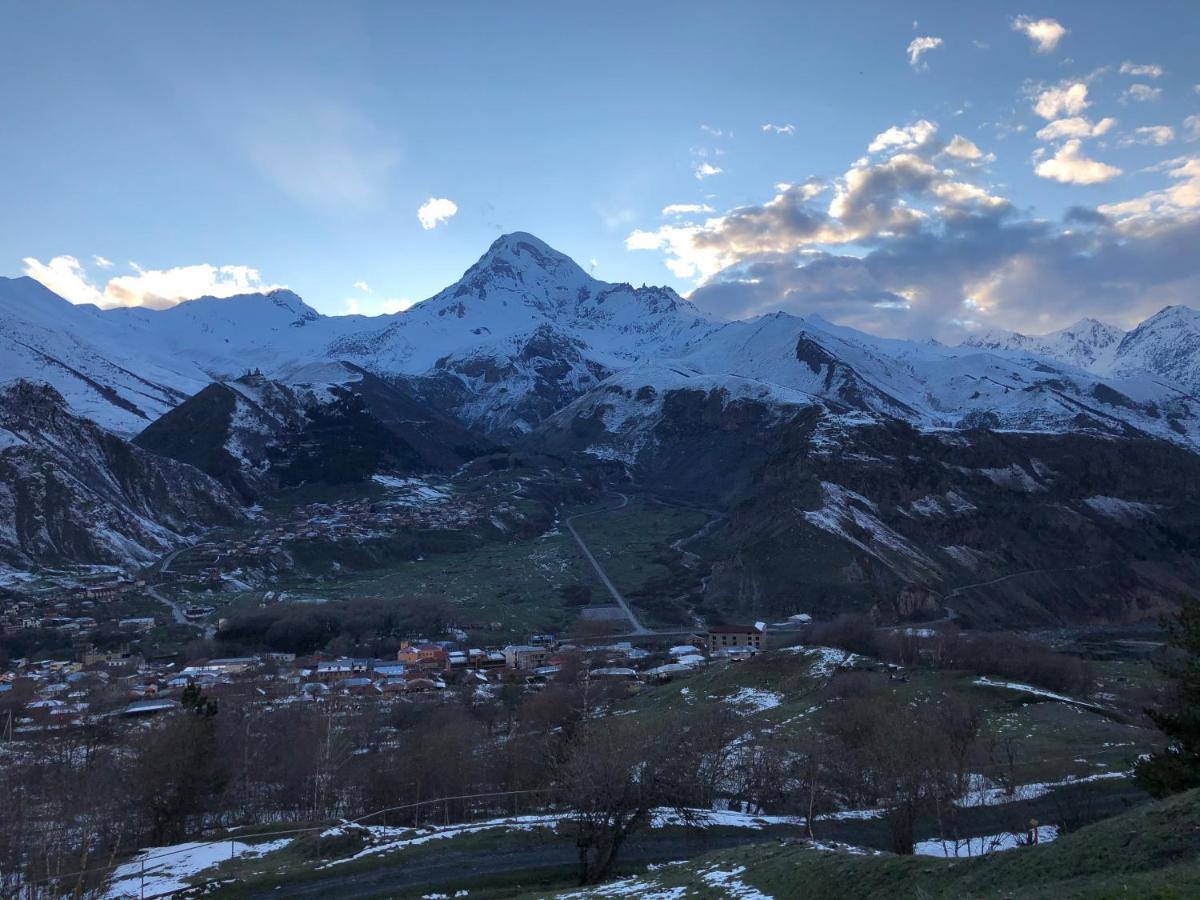 Lia Khaikashvili Guest House Kazbegi Eksteriør bilde